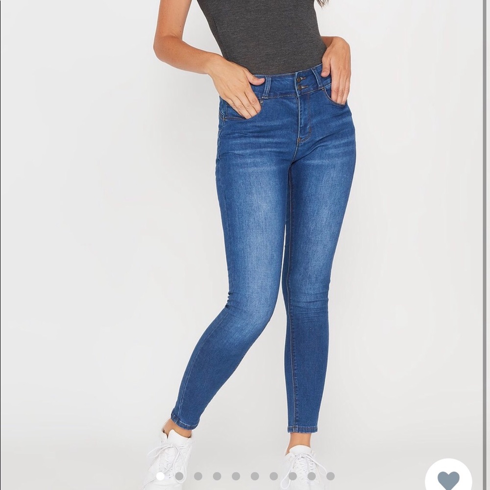 Jeans - Picture 3 of 4